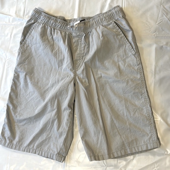 Size 16 Boys - shorts - cat & jack - pull on - drawstring waistband - Picture 1 of 4